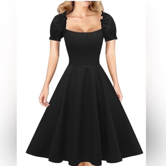 Dresses & Skirts - Women's Black Puff Short Sleeve Cocktail Dress. Size: L
